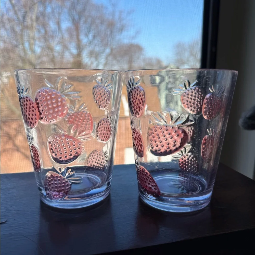 Set of Two Clear Strawberry Plastic Cups